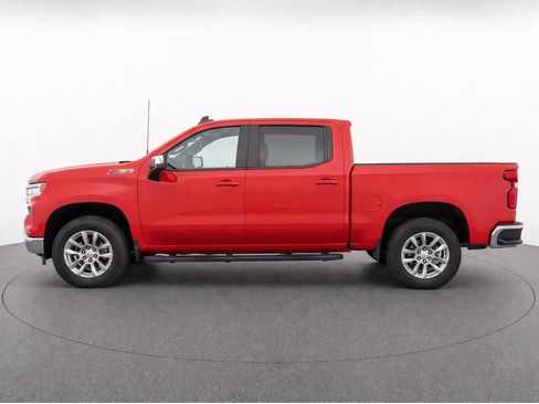 Used 2025 Chevrolet Silverado 1500 LT w/ Z71 Off-Road Package AWD/4WD image 6