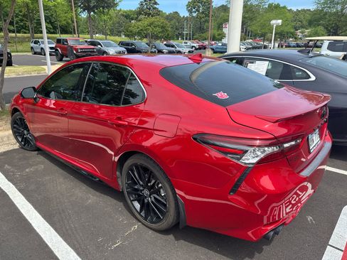 Used 2023 Toyota Camry XSE image 7