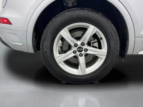 Certified 2023 Audi Q5 Premium w/ Convenience Package image 37