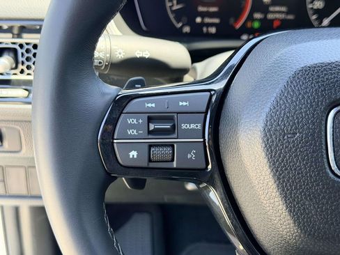 Used 2025 Honda Civic Sport image 9