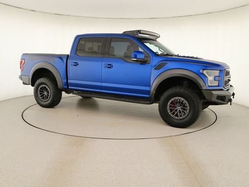 Used 2017 Ford F150 Raptor w/ Equipment Group 802A Luxury AWD/4WD image 9