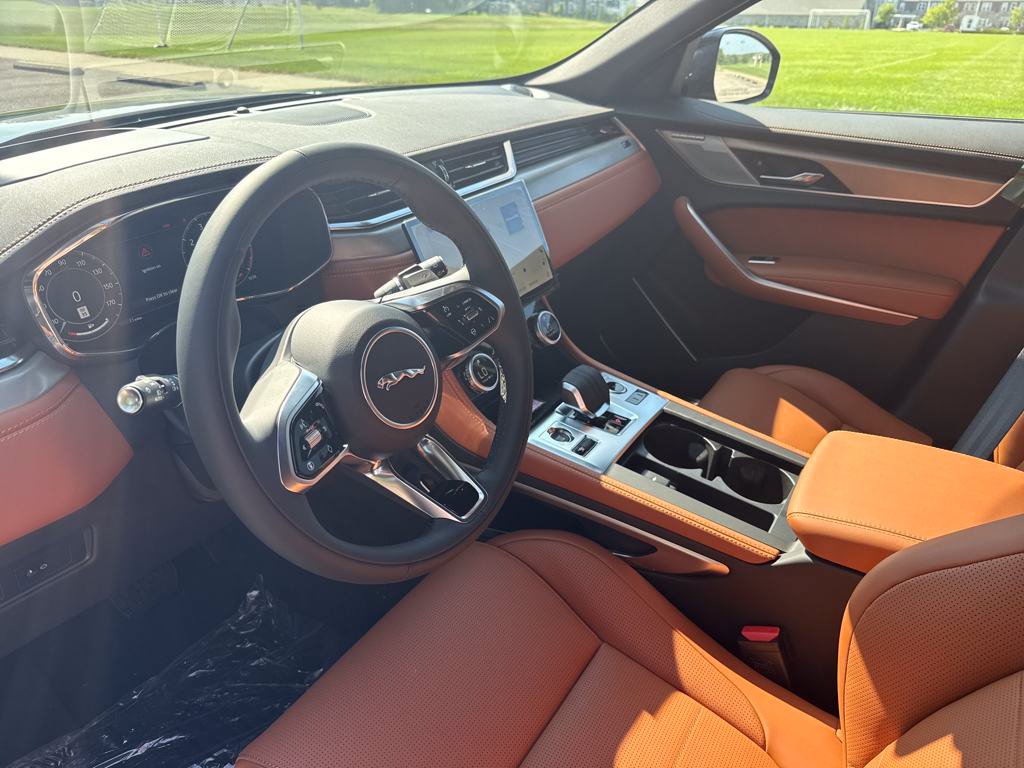 New 2026 Jaguar F-PACE R-Dynamic S AWD/4WD image 12