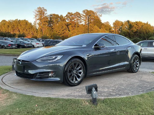Used 2020 Tesla Model S Long Range AWD/4WD image 3