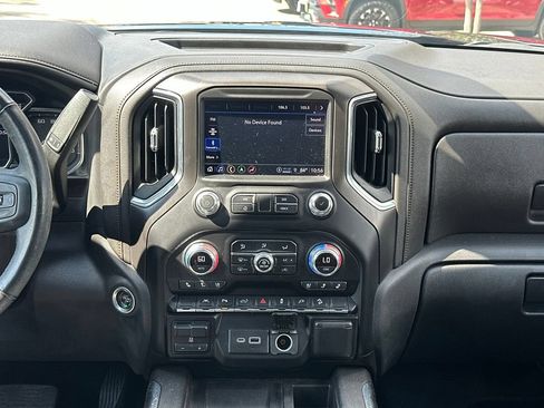 Used 2022 GMC Sierra 1500 AT4 w/ AT4 Premium Package AWD/4WD image 18
