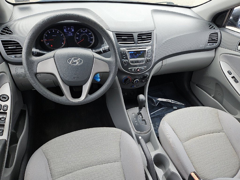 Used 2017 Hyundai Accent SE FWD image 14