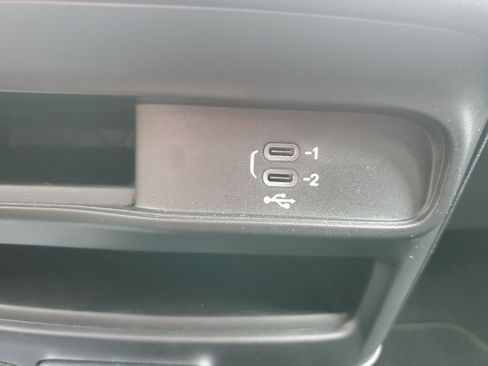 New 2026 Chrysler Pacifica Select image 38