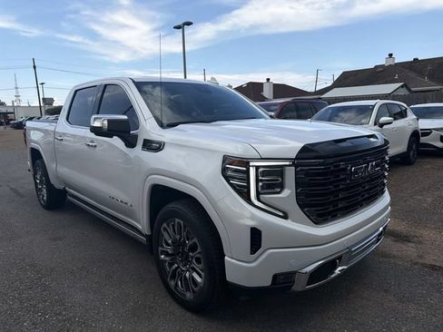 Used 2025 GMC Sierra 1500 Denali Ultimate AWD/4WD image 4