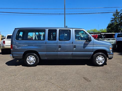 Used 2012 Ford E-150 and Econoline 150 Wagon w/ PWR Windows & Locks Group RWD image 6