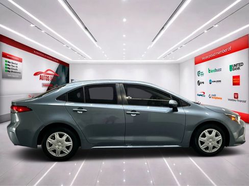 Used 2020 Toyota Corolla LE FWD image 8