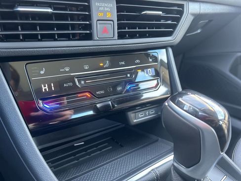 New 2026 Volkswagen Jetta SE image 16