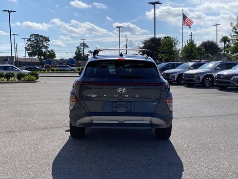 New 2026 Hyundai Kona Limited FWD image 7
