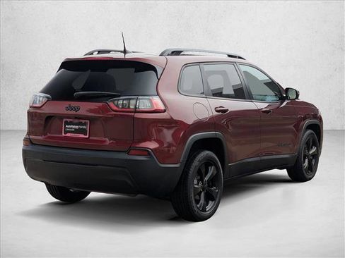 Used 2020 Jeep Cherokee Latitude Plus image 5