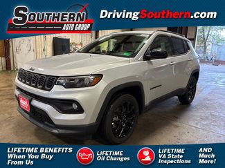 New 2025 Jeep Compass Latitude w/ Sun & Sound Group AWD/4WD 360° Tour