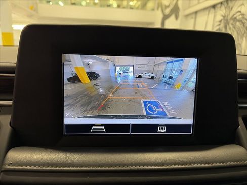 Used 2022 Chevrolet Tahoe LS image 7