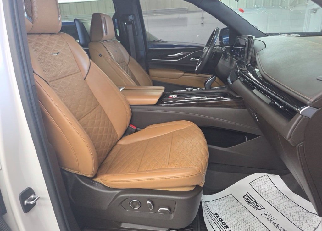 Used 2021 Cadillac Escalade Sport RWD image 8