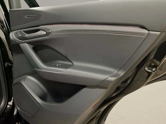 Used 2025 Audi Q6 e-tron Premium w/ Convenience Package RWD image 54