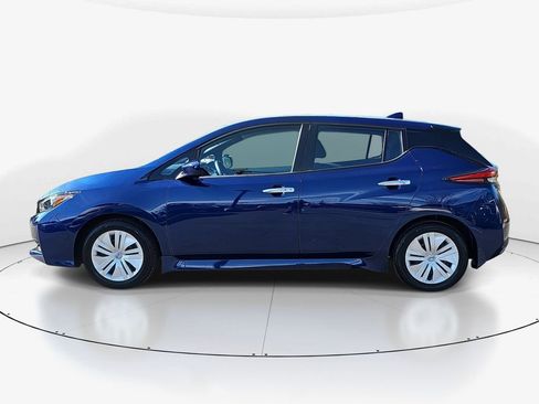 Used 2024 Nissan Leaf S image 9