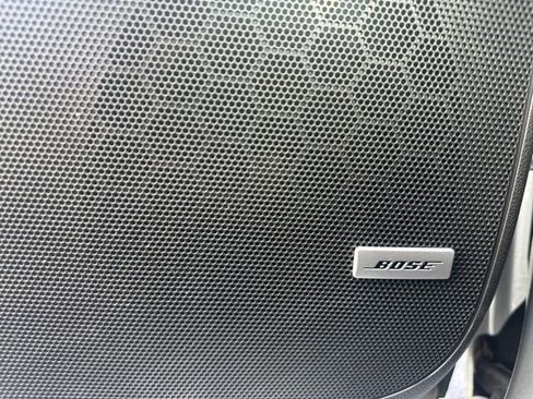 Used 2024 Buick Enclave Premium image 32