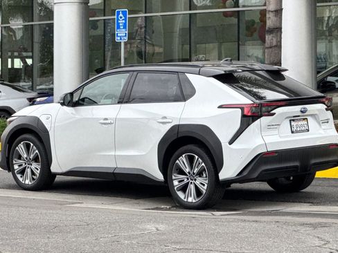 Certified 2023 Subaru Solterra AWD image 6