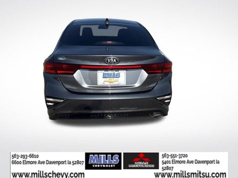 Used 2020 Kia Forte LXS FWD image 4