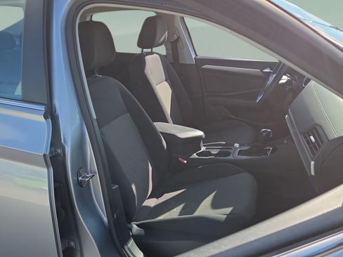 Used 2019 Volkswagen Jetta FWD image 17