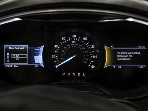 Used 2020 Ford Fusion SE FWD image 21