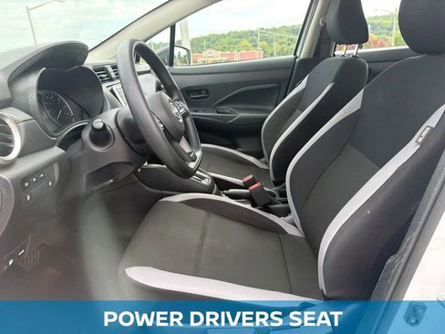 Used 2025 Nissan Versa S FWD image 10