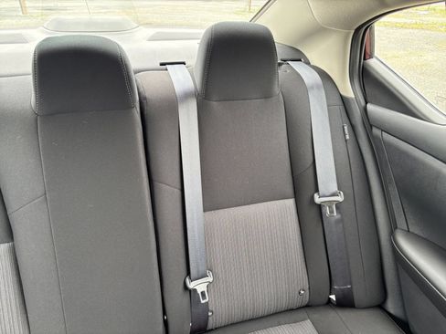 Used 2025 Nissan Sentra SV FWD image 32