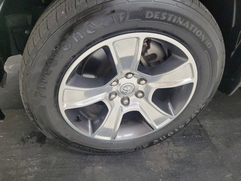 Used 2020 RAM 1500 Tradesman AWD/4WD image 31