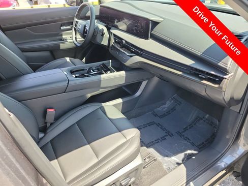 Used 2025 Nissan Murano SV FWD image 19