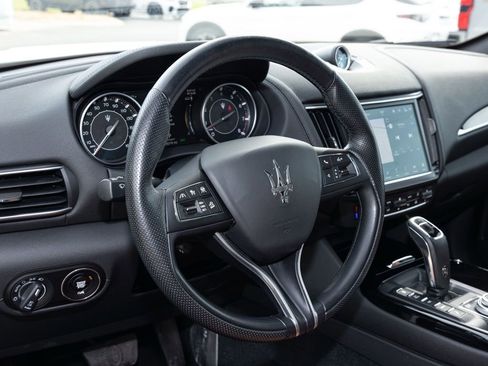 Used 2022 Maserati Levante GT AWD/4WD image 22