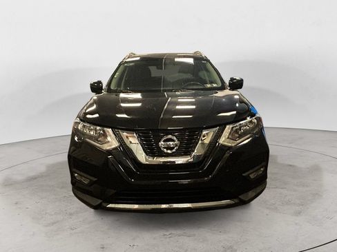 Used 2017 Nissan Rogue SV w/ SV Premium Package AWD/4WD image 9