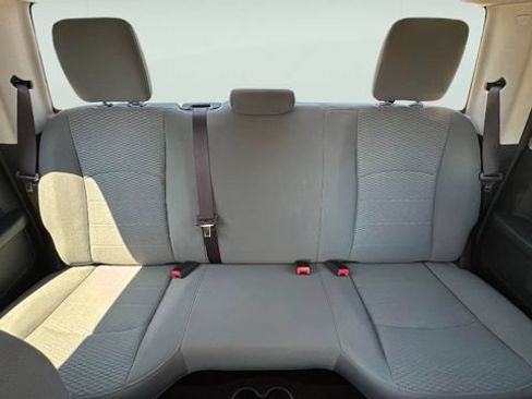 Used 2017 RAM 1500 Express AWD/4WD image 22