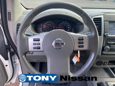 Used 2019 Nissan Frontier SV RWD image 14