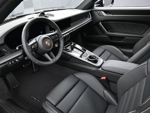 New 2026 Porsche 911 Carrera 4S image 4