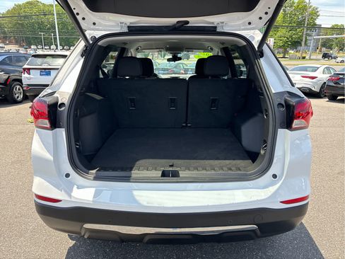 Certified 2023 Chevrolet Equinox LT FWD image 24