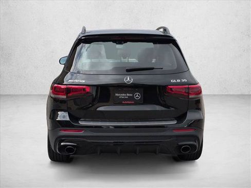 Certified 2022 Mercedes-Benz GLB 35 AMG 4MATIC image 7