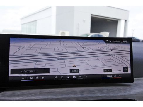 Used 2025 BMW 330i xDrive Sedan image 23