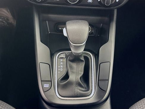 Certified 2023 Kia Soul LX image 16