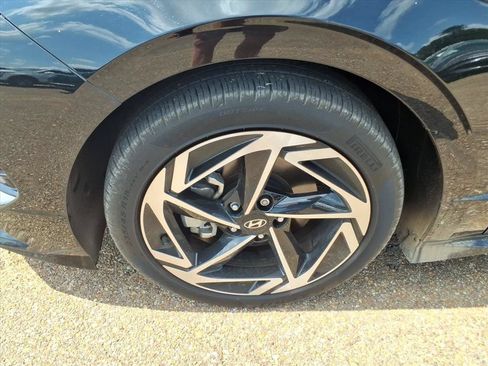 Used 2024 Hyundai Sonata SEL w/ Convenience Package FWD image 10