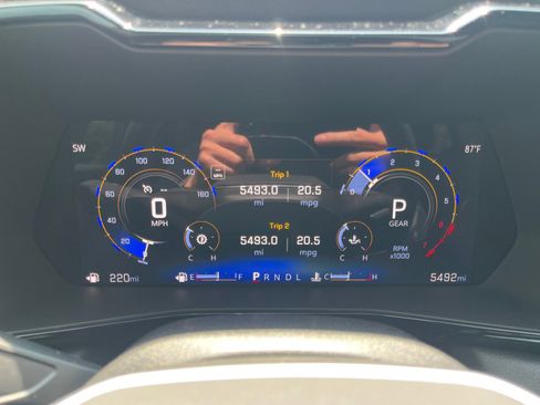 Used 2025 Chevrolet Colorado LT RWD image 15