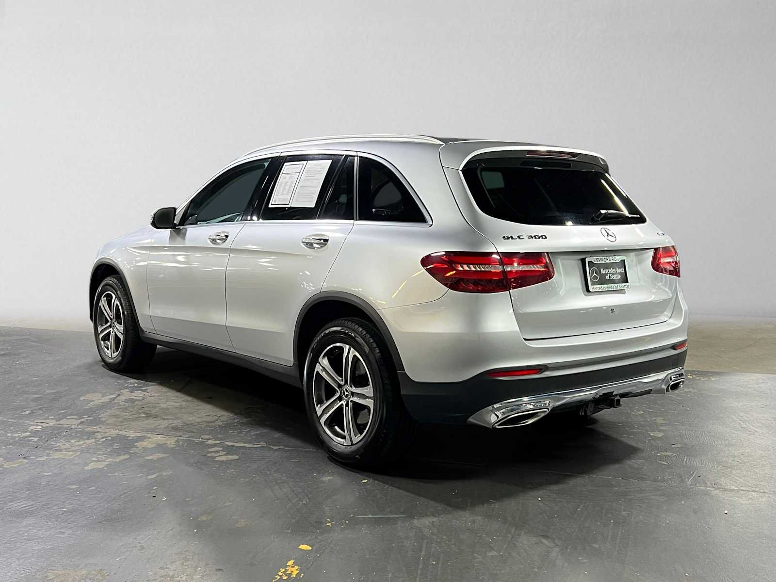 Certified 2018 Mercedes-Benz GLC 300 4MATIC image 5
