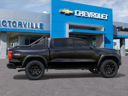 New 2026 Chevrolet Colorado Trail Boss w/ Midnight Edition AWD/4WD image 5