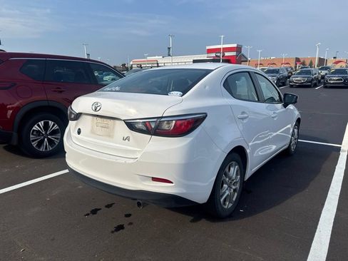 Used 2017 Toyota Yaris iA FWD image 5