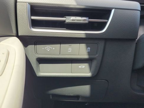 New 2025 Hyundai Sonata SE FWD image 11