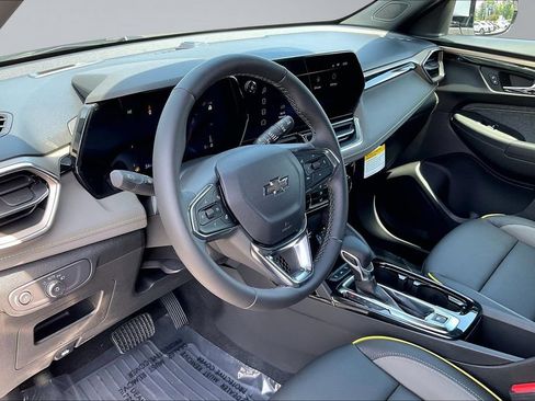 New 2026 Chevrolet TrailBlazer ACTIV w/ Convenience Package FWD image 7
