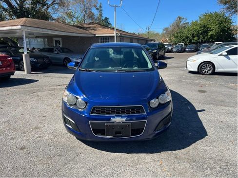 Used 2012 Chevrolet Sonic LT image 2