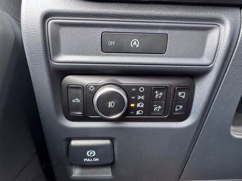 New 2025 Ford F150 XLT w/ Equipment Group 302A MID image 36