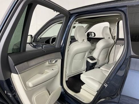 New 2026 Volvo XC90 B6 Ultra w/ Protection Package Premier image 36