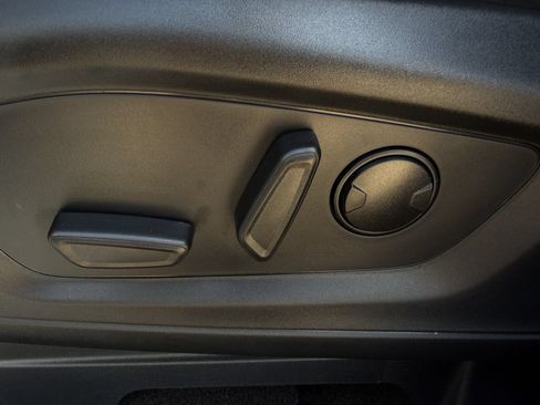 Used 2025 Ford Explorer ST-Line RWD image 26